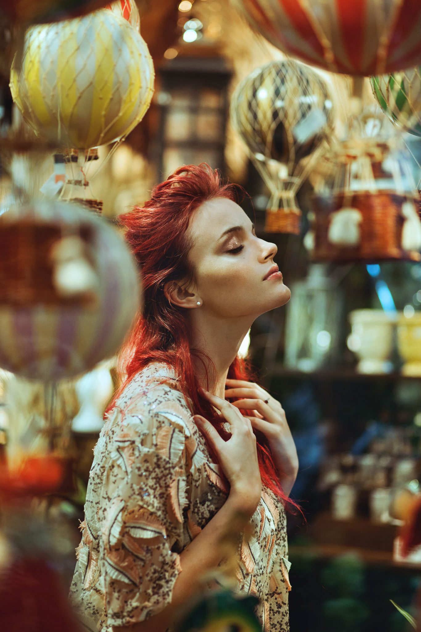 Flower market marion midnight photo le dernier etage magazine webzine fashion editorial story webditorial shooting paris  Flower market marion midnight photo le dernier etage magazine webzine fashion editorial story webditorial shooting paris