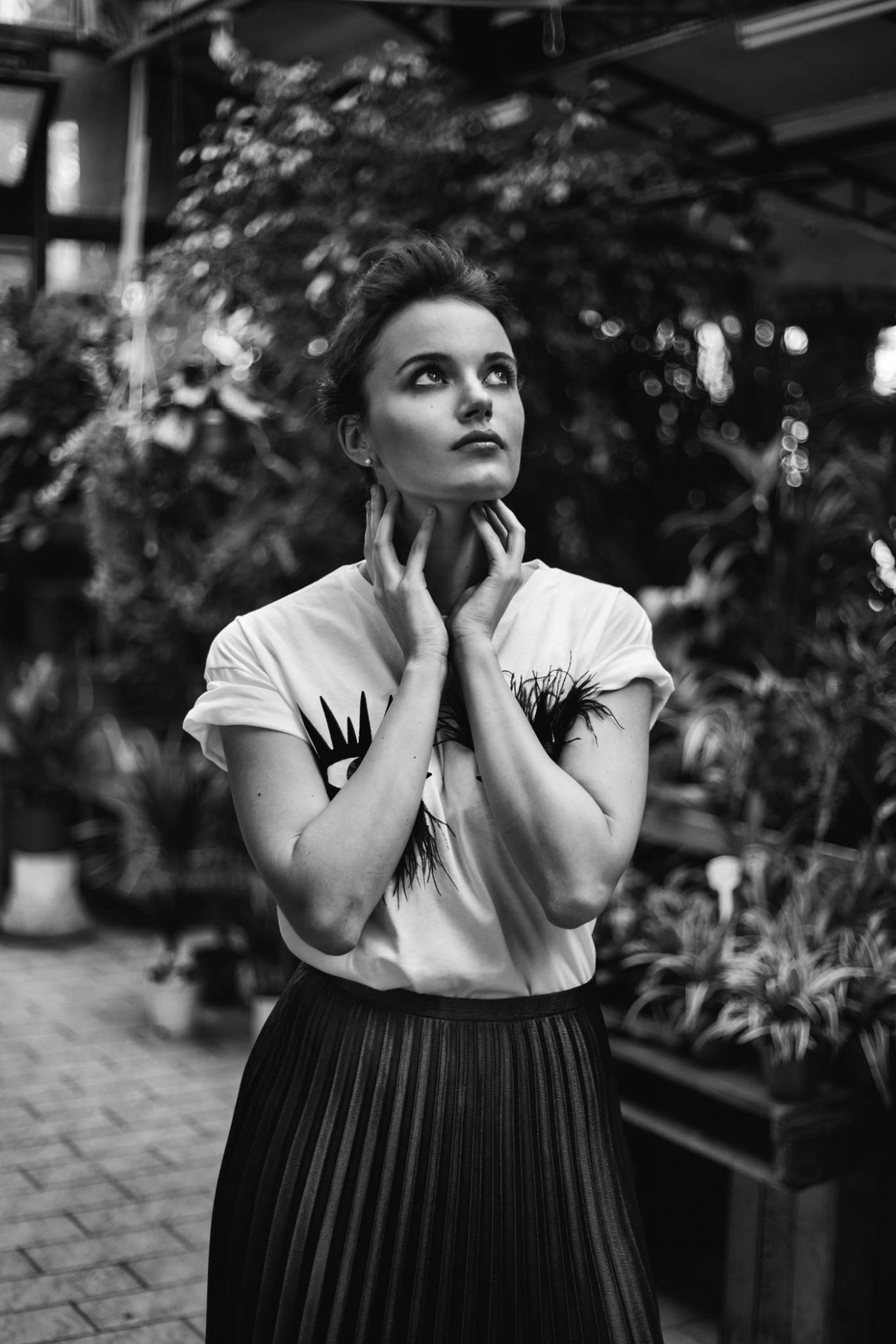 Flower market marion midnight photo le dernier etage magazine webzine fashion editorial story webditorial shooting paris  Flower market marion midnight photo le dernier etage magazine webzine fashion editorial story webditorial shooting paris