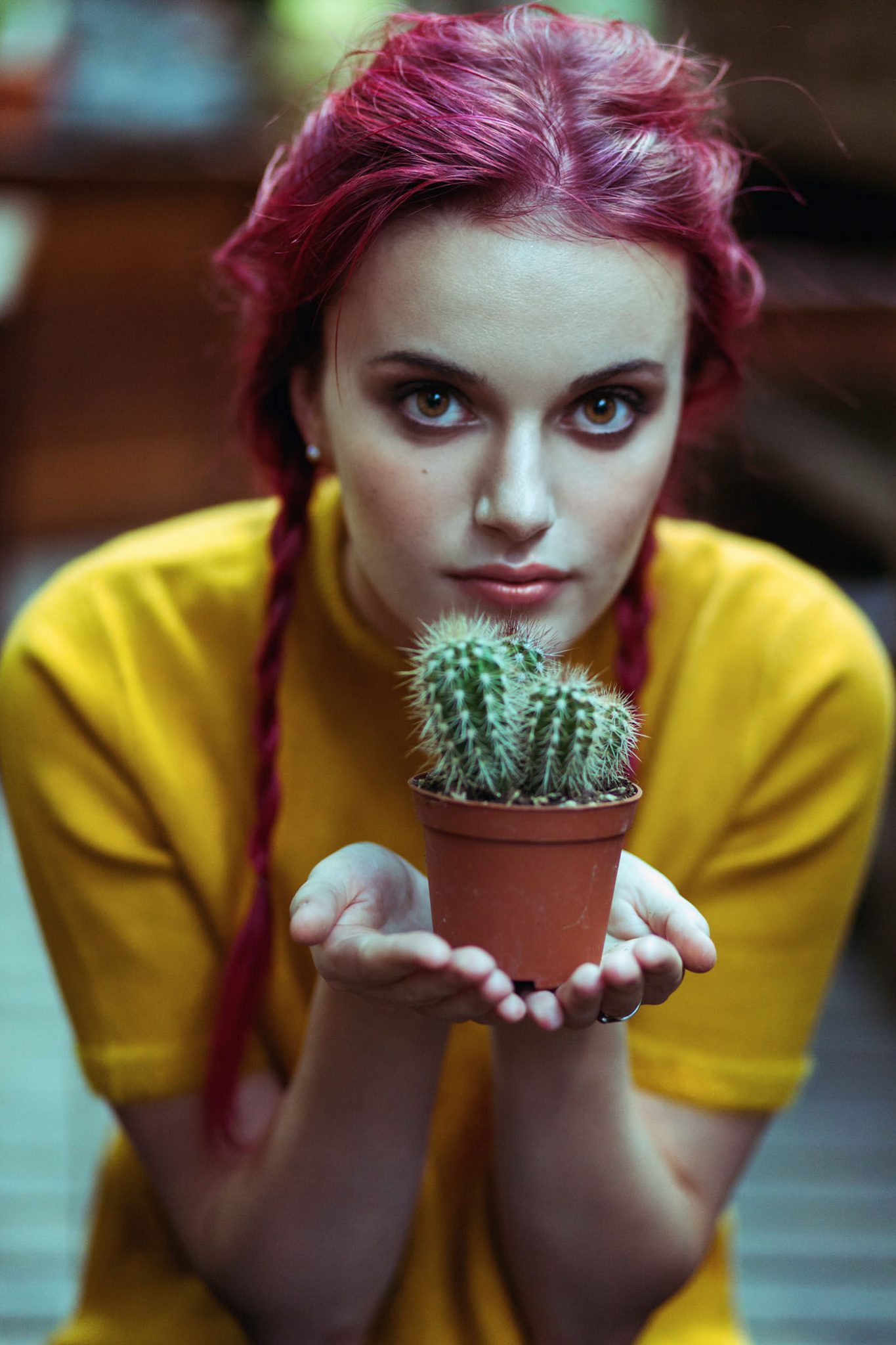 Flower market marion midnight photo le dernier etage magazine webzine fashion editorial story webditorial shooting paris  Flower market marion midnight photo le dernier etage magazine webzine fashion editorial story webditorial shooting paris