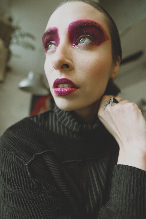 http://www.ledernieretage.net/wp-content/uploads/2017/12/www.karolinaorzechowska.pl-fotografia-artystyczna-Gdynia-edytorial-27-600x899.jpg