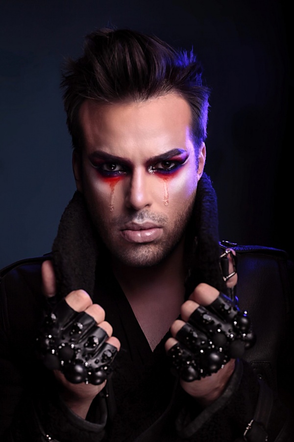 http://www.ledernieretage.net/wp-content/uploads/2018/02/IMG-4575-Facetune-27.10.2017-11_35_04-600x900.jpg