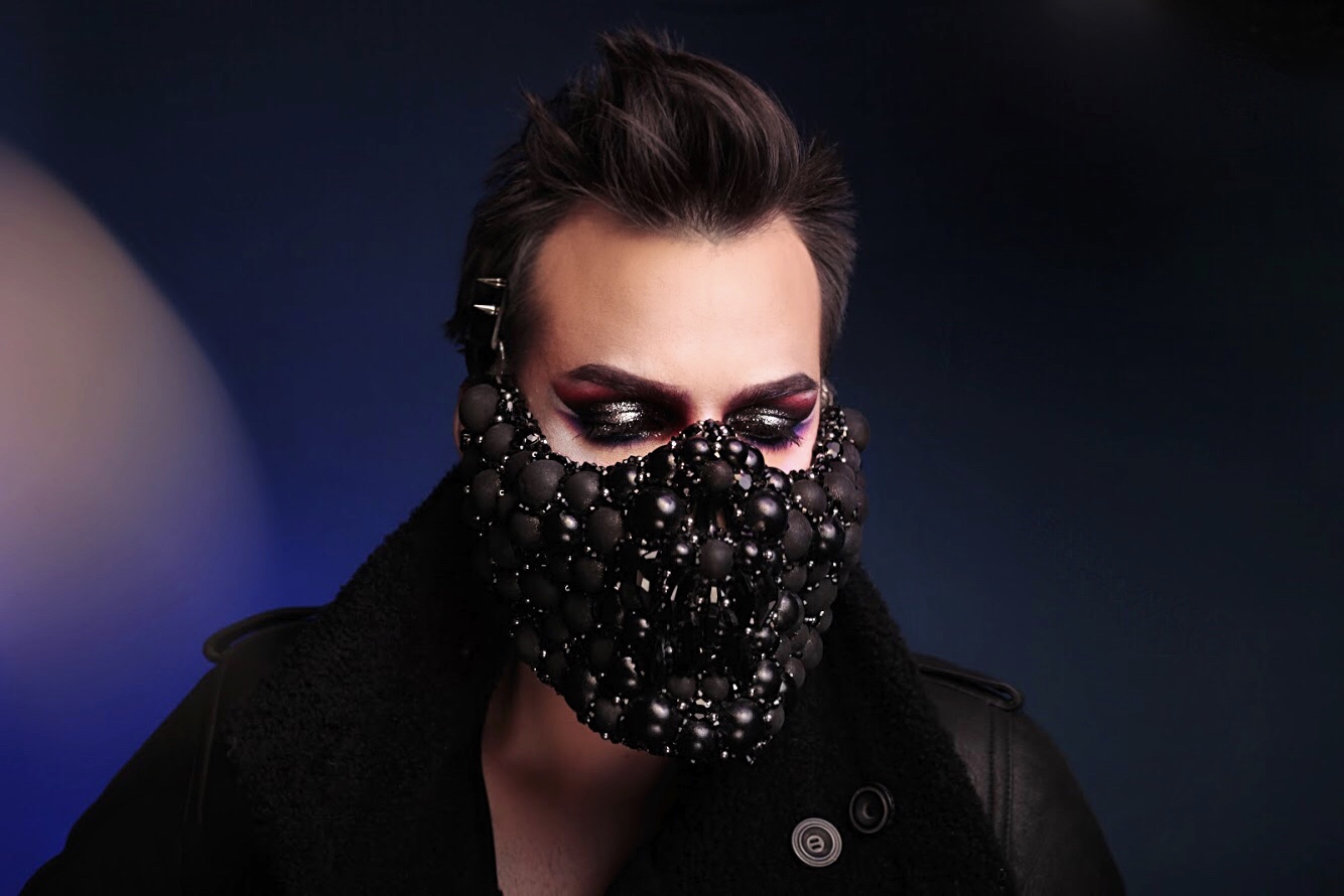 chad monroe romain thevenin le dernier etage magazine webzine editorial fashion photography nightmothbeauty make up male boy webditorial chad monroe romain thevenin le dernier etage magazine webzine editorial fashion photography beauty make up male boy webditorial