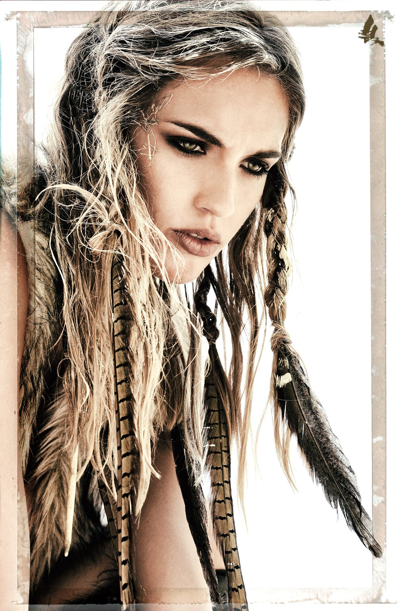 Horde's fashion story primitive fashion roots nature indian native american le dernier etage magazine editorial patrice berchery Horde's fashion story primitive fashion roots nature indian native american le dernier etage magazine editorial patrice berchery