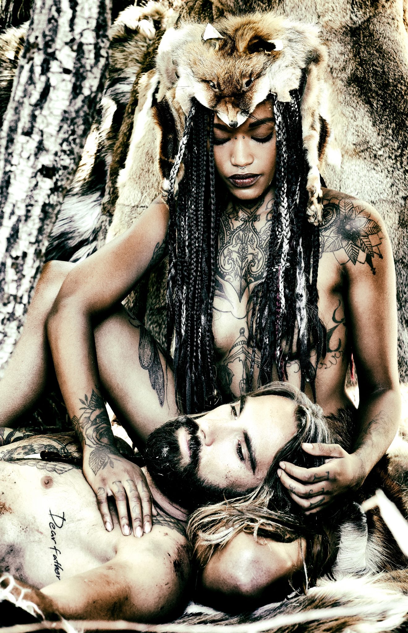 Horde's fashion story primitive fashion roots nature indian native american le dernier etage magazine editorial patrice berchery Horde's fashion story primitive fashion roots nature indian native american le dernier etage magazine editorial patrice berchery