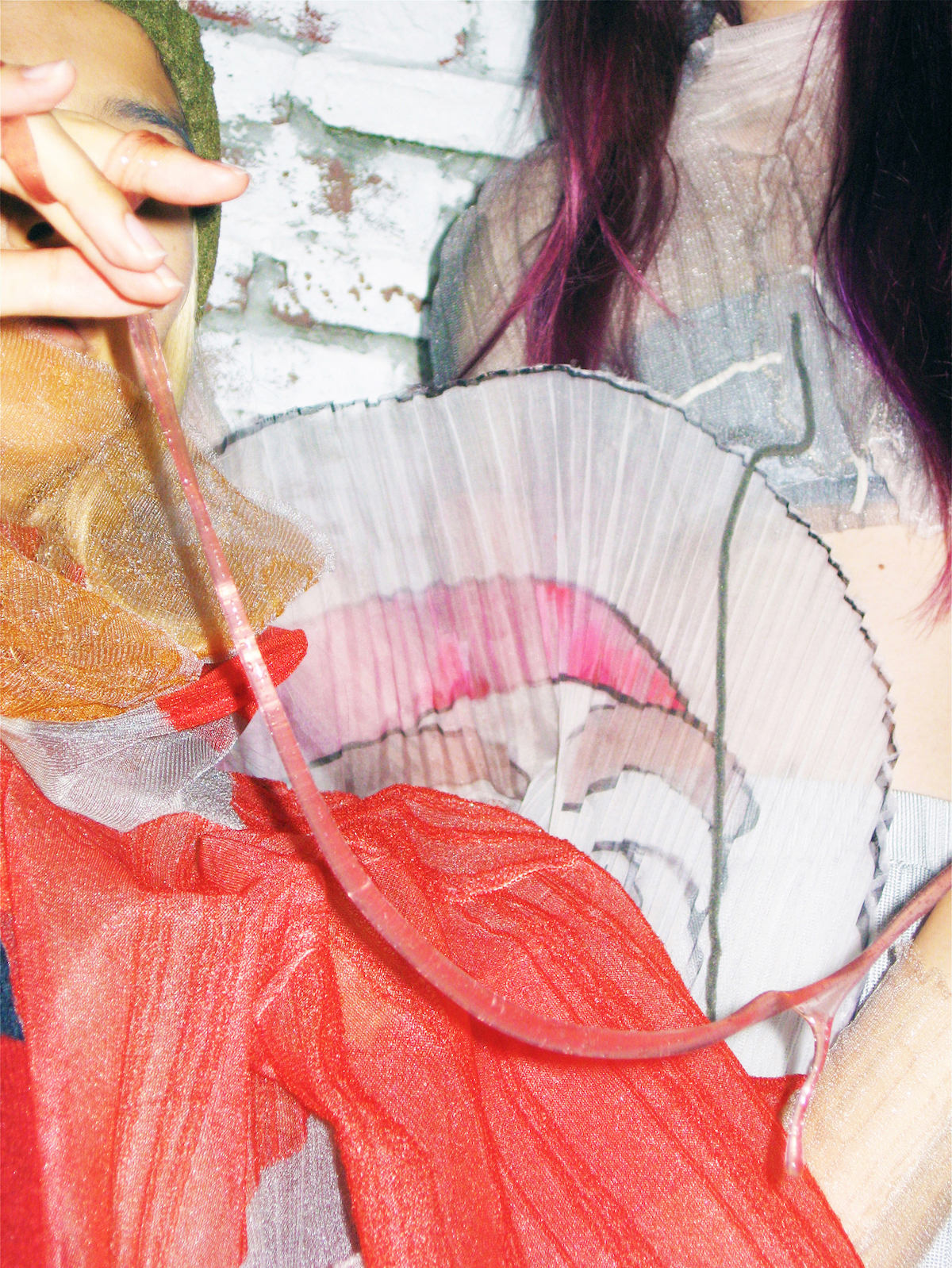 illusion of surroundings ceilne bouaziz spaceman collection edito fashion story le dernier etage magazine webditorial illusion of surroundings ceilne bouaziz spaceman collection edito fashion story le dernier etage magazine webditorial